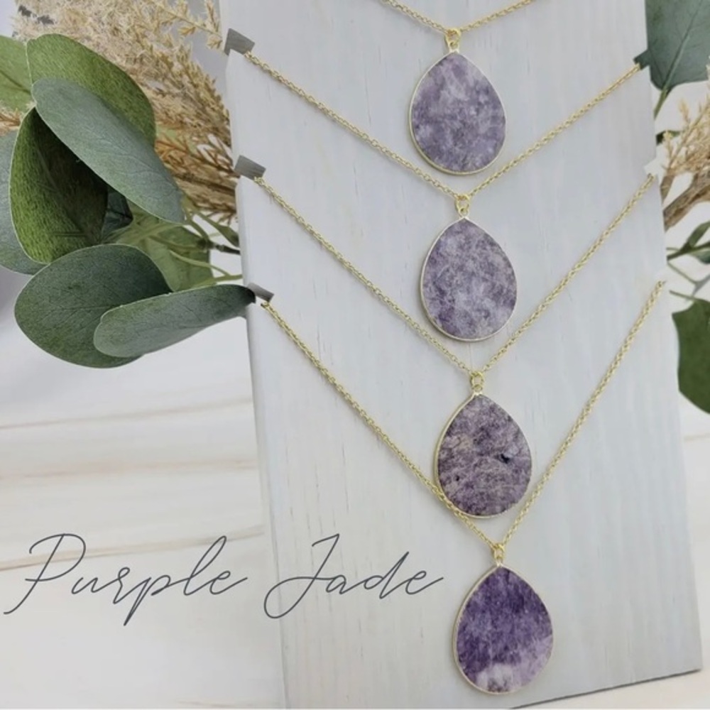 Natural Purple Jade Gemstone Teardrop Pendant Necklace